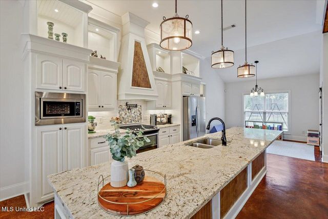 1112 Belle Oak Row, Brandon, MS 39042