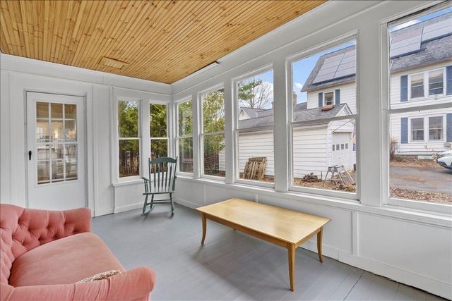 60 College St Apt 1, Montpelier, VT 05602
