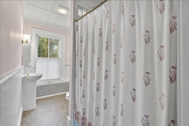 60 College St Apt 1, Montpelier, VT 05602