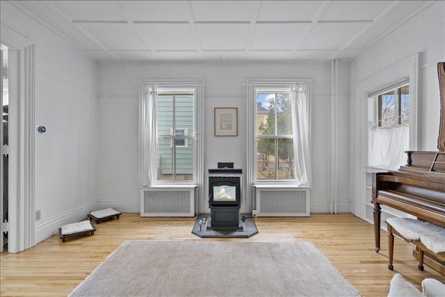 60 College St Apt 1, Montpelier, VT 05602