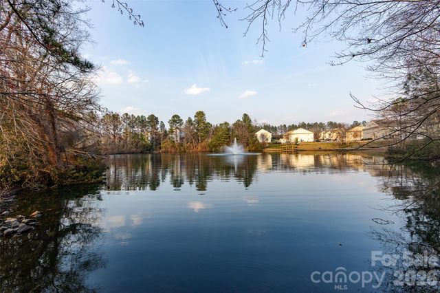 2705 Gosling Terrace Road, Charlotte, NC 28262