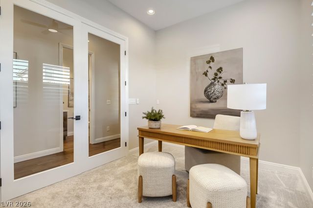 395 Nine Mile Creek Drive, Las Vegas, NV 89138