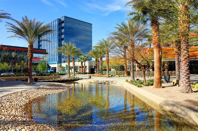 395 Nine Mile Creek Drive, Las Vegas, NV 89138