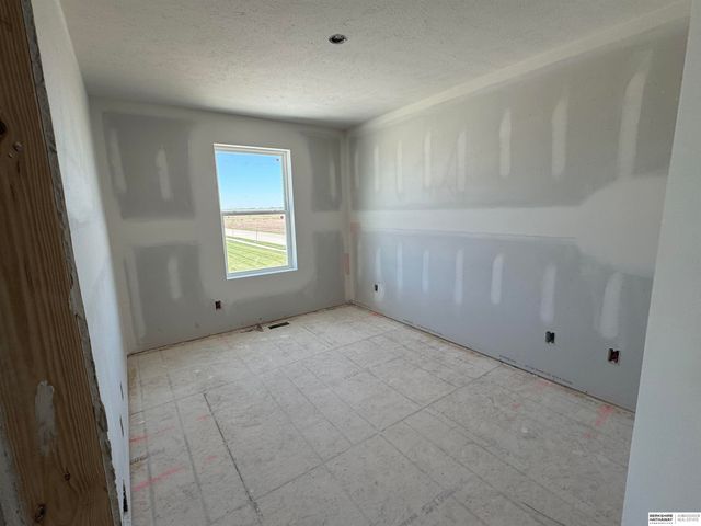 4775 E 21st Avenue, Fremont, NE 68025
