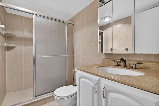 750 NE 199TH Street 204H, Miami, FL 33179