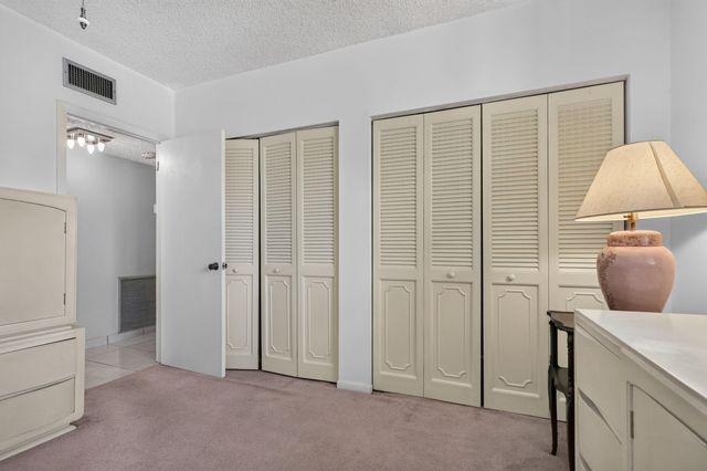 750 NE 199TH Street 204H, Miami, FL 33179