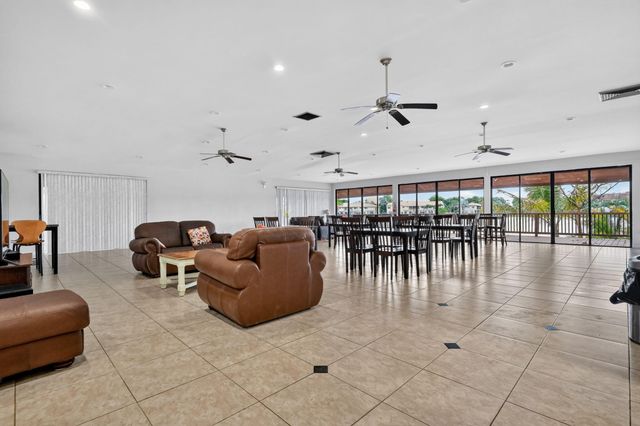 750 NE 199TH Street 204H, Miami, FL 33179
