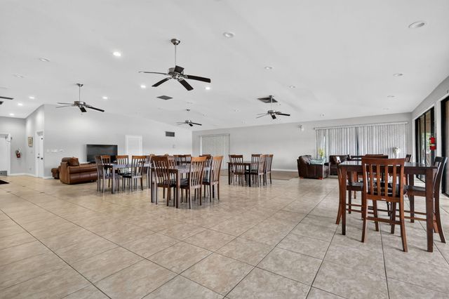 750 NE 199TH Street 204H, Miami, FL 33179