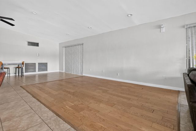 750 NE 199TH Street 204H, Miami, FL 33179