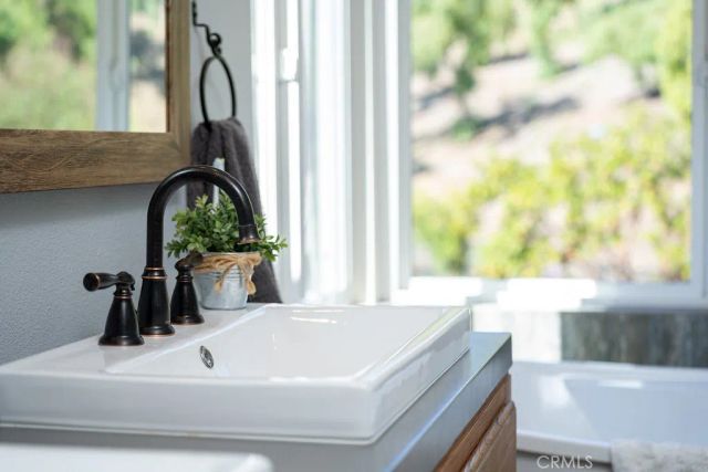 1 Sand Oaks, Laguna Niguel, CA 92677