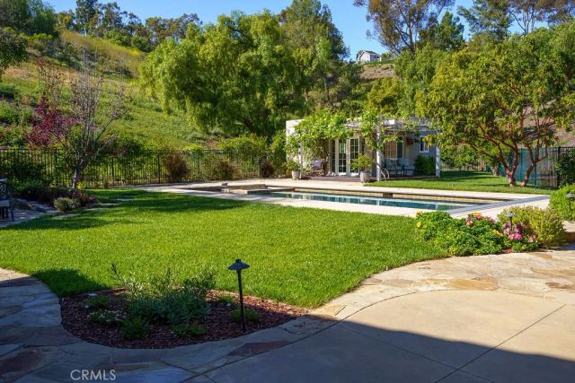1 Sand Oaks, Laguna Niguel, CA 92677