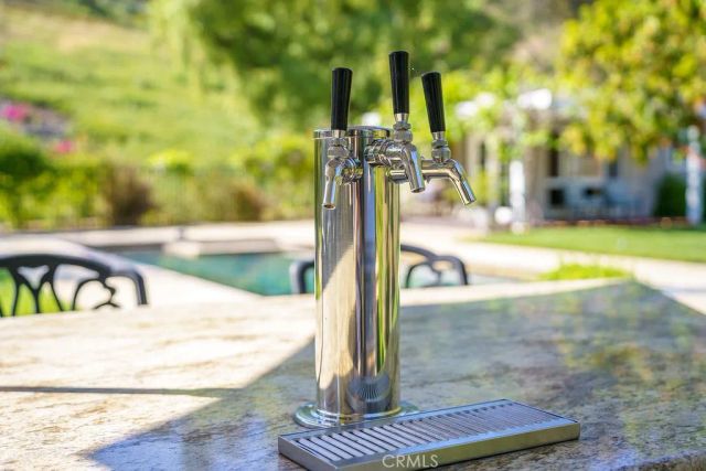 1 Sand Oaks, Laguna Niguel, CA 92677