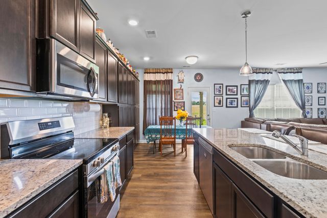 7049 Arbor Ridge Drive, Richmond, KY 40475