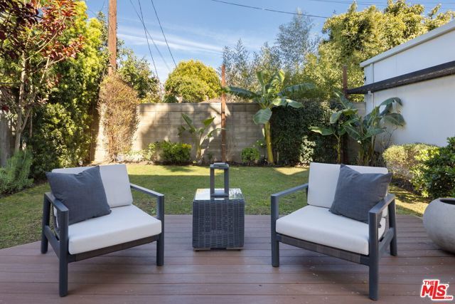 3910 Berryman Avenue, Los Angeles, CA 90066
