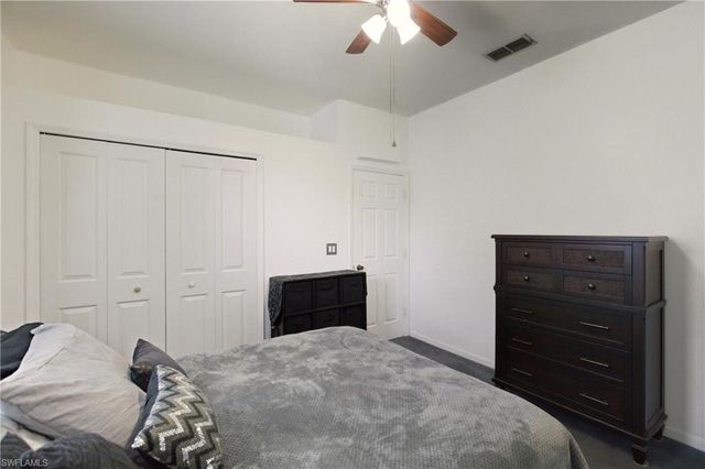 8821 Woodgate Manor CT, Fort Myers, FL 33908