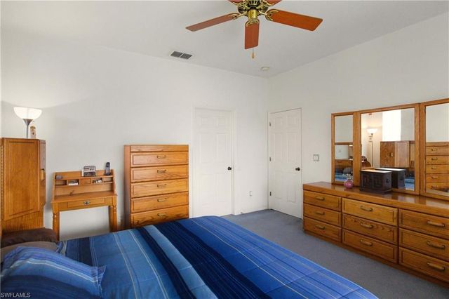 8821 Woodgate Manor CT, Fort Myers, FL 33908