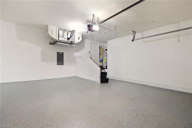 8821 Woodgate Manor CT, Fort Myers, FL 33908