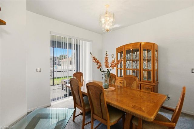 8821 Woodgate Manor CT, Fort Myers, FL 33908