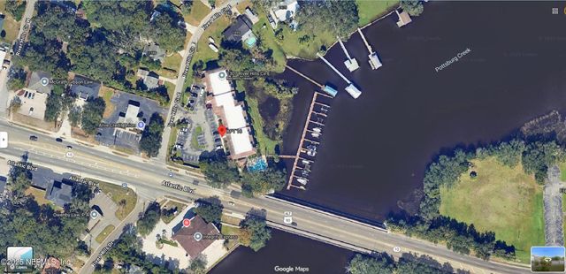 1307 RIVER HILLS Circle 16, Jacksonville, FL 32211