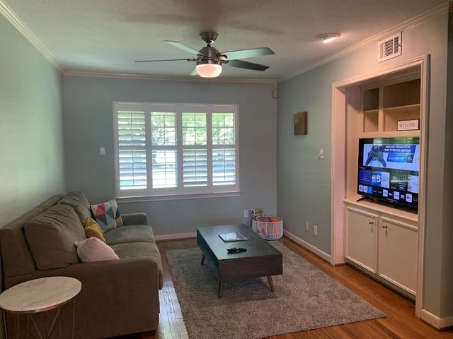 9626 Long Branch Lane, Houston, TX 77055