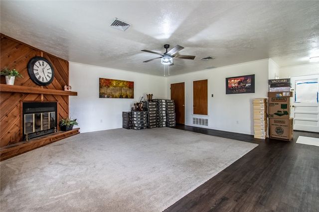 4001 Bray Dr, Corpus Christi, TX 78413