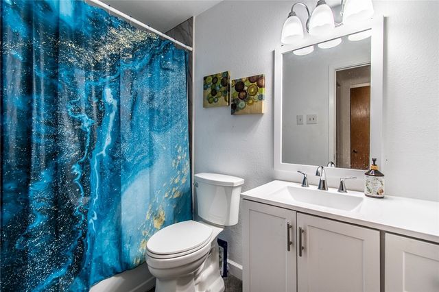 4001 Bray Dr, Corpus Christi, TX 78413