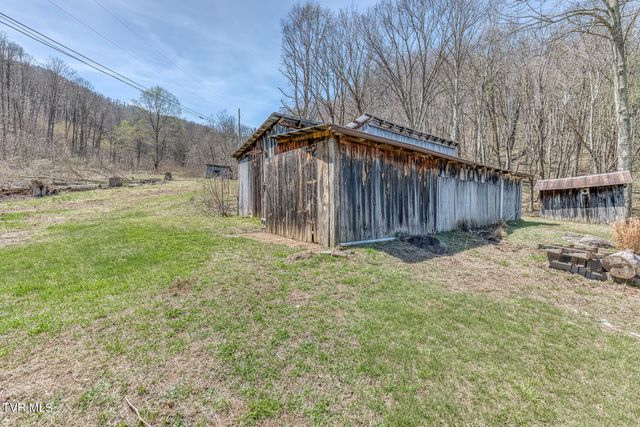 111 Hughes Hollow Road, Roan Mountain, TN 37687