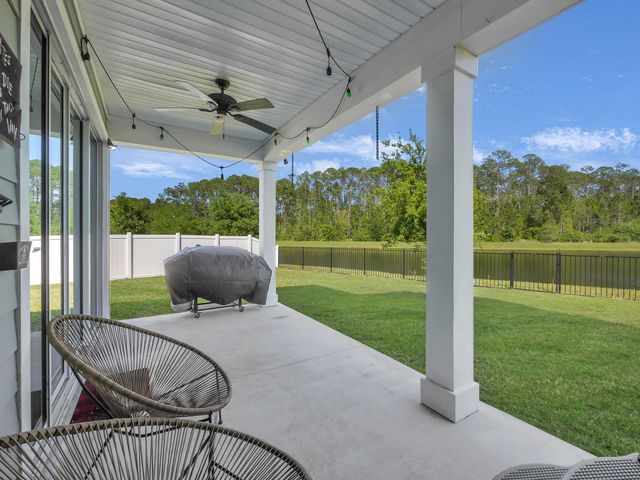 695 Sandstone Dr, St Augustine, FL 32086