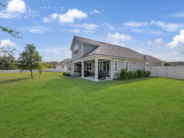 695 Sandstone Dr, St Augustine, FL 32086