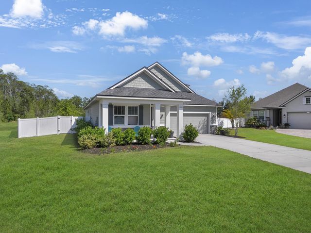 695 Sandstone Dr, St Augustine, FL 32086