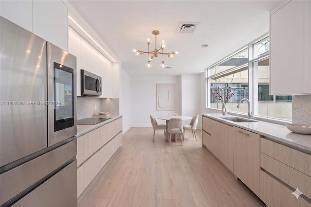 1395 Brickell Ave 3407, Miami, FL 33131