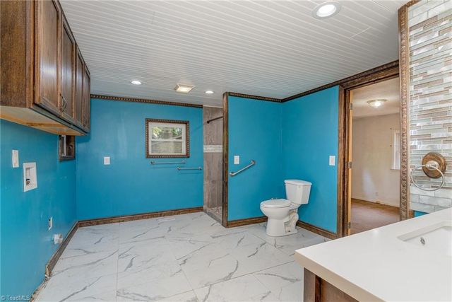 108 Shamu Drive, Reidsville, NC 27320