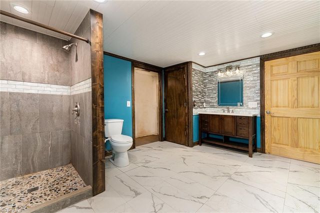 108 Shamu Drive, Reidsville, NC 27320