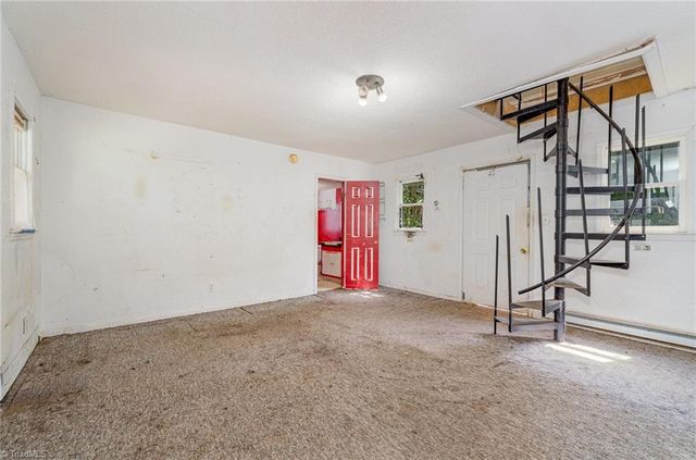 108 Shamu Drive, Reidsville, NC 27320