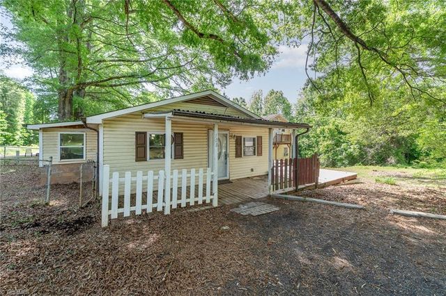108 Shamu Drive, Reidsville, NC 27320
