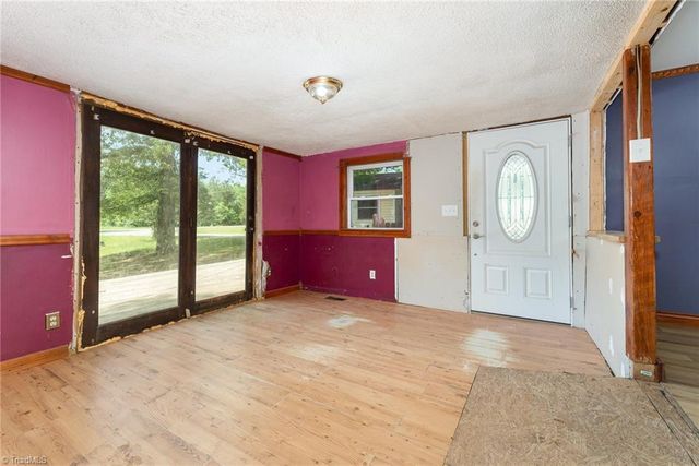 108 Shamu Drive, Reidsville, NC 27320