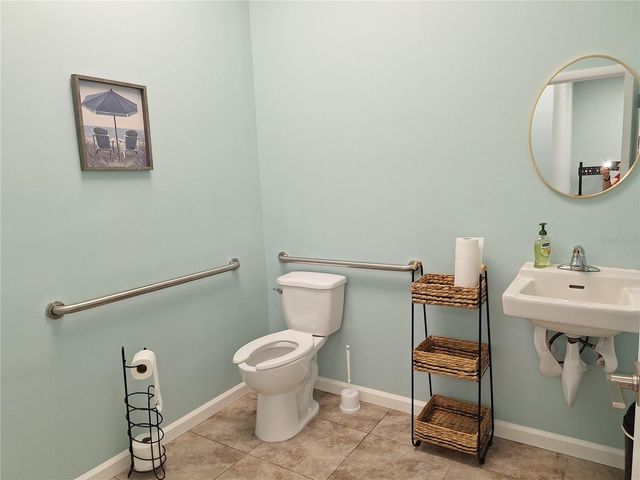 14811 N FLORIDA AVENUE B or C Or E or F or G, Tampa, FL 33613