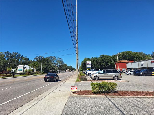 14811 N FLORIDA AVENUE B or C Or E or F or G, Tampa, FL 33613