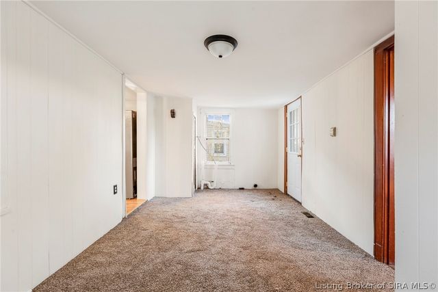 2030 McDonald Avenue, New Albany, IN 47150