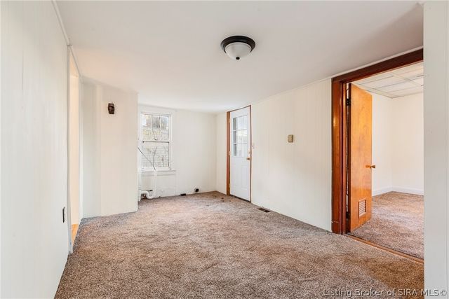 2030 McDonald Avenue, New Albany, IN 47150