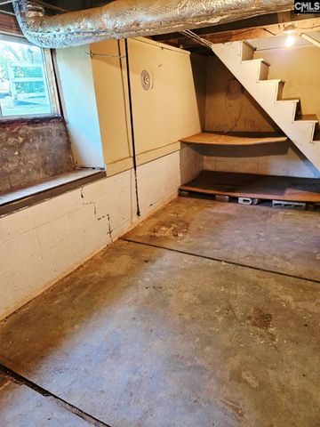 1210 Hunt St, Newberry, SC 29108
