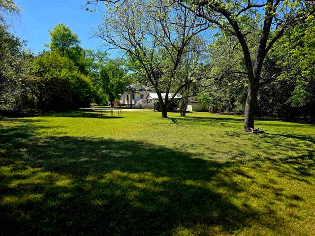 1210 Hunt St, Newberry, SC 29108