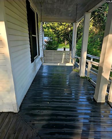 1210 Hunt St, Newberry, SC 29108