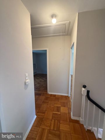 1705 PRESTON RD, Alexandria, VA 22302