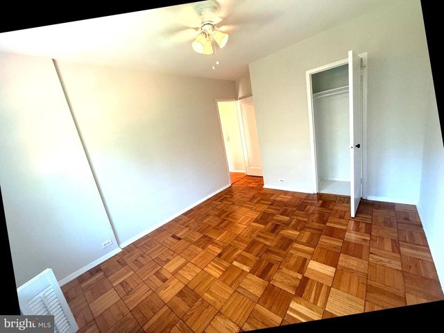 1705 PRESTON RD, Alexandria, VA 22302
