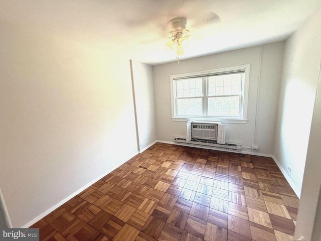 1705 PRESTON RD, Alexandria, VA 22302