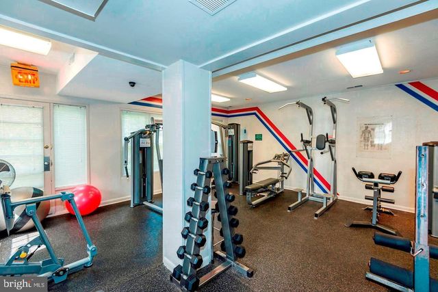 1705 PRESTON RD, Alexandria, VA 22302