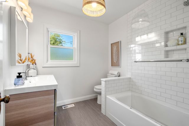 5625 Sacramento Ave, Richmond, CA 94804