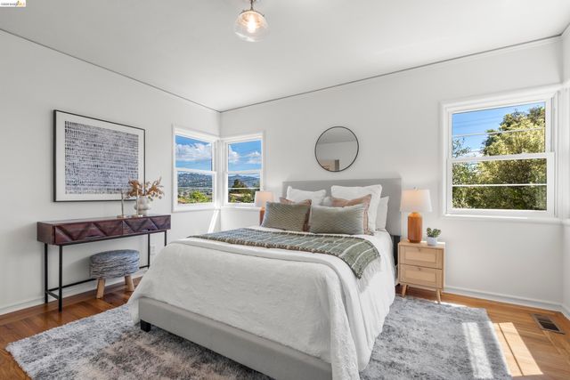 5625 Sacramento Ave, Richmond, CA 94804