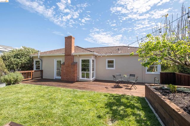 5625 Sacramento Ave, Richmond, CA 94804